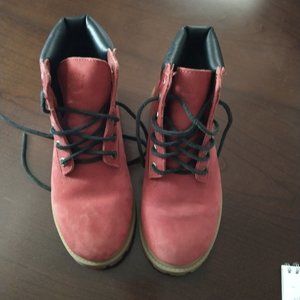TIMBERLAND RED SUEDE LEATHER BOOTS...EUC